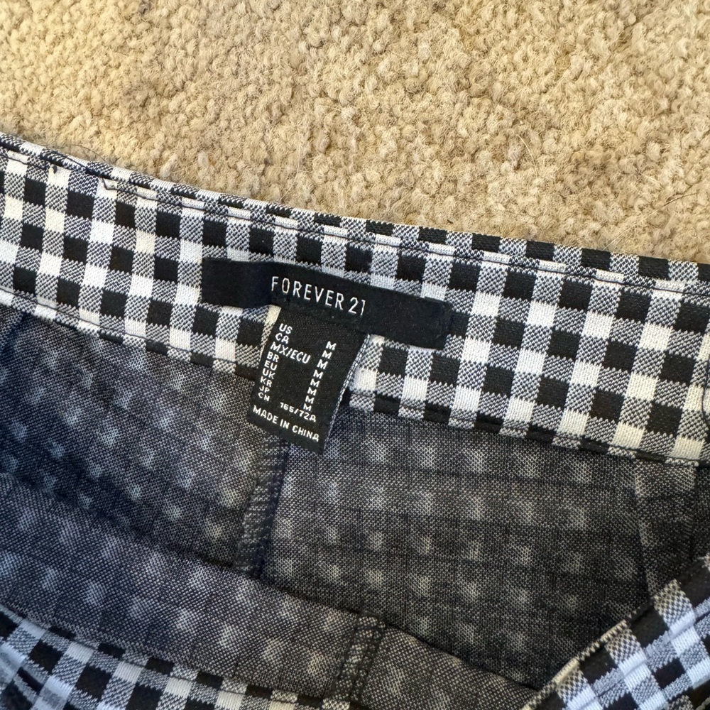 Forever 21 Monochrome Checkered Trousers - Picture 4 of 7